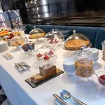 Готель Le Yaca