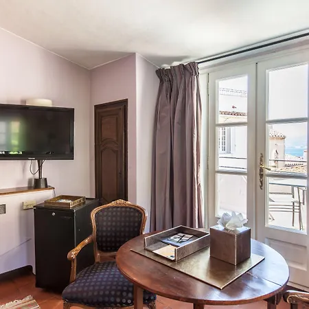 Le Yaca Saint Tropez