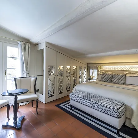 Hotell Le Yaca Saint-Tropez