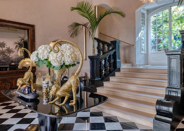 Hotel Le Yaca Saint-Tropez