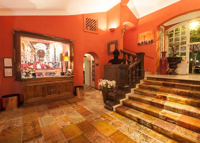 Готель Le Yaca 5*