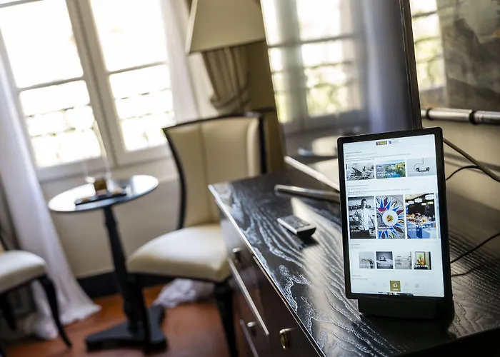 Готель Le Yaca 5*